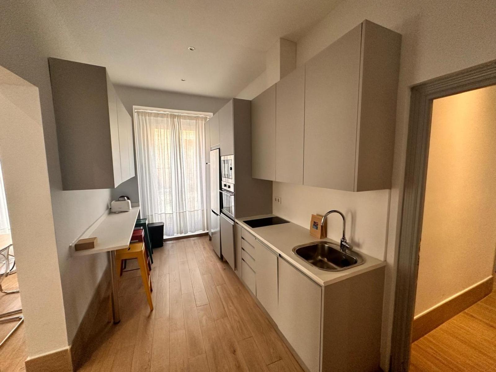 Amazing 3Bd 3Bth With 9 Balconies By Madrid4You Apartments Eksteriør billede